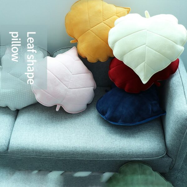 Nordic Decorative Leaves 3D Pillow Home Decoration Anti-Collision Pillow Room Decor Accessories Car Bedroom Child Bed Decoration Gối bãi biển 2